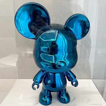 Stainless steel electroplated bear sculpture
