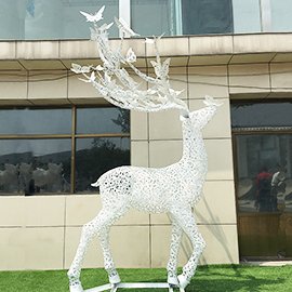 White patterned deer sculpture