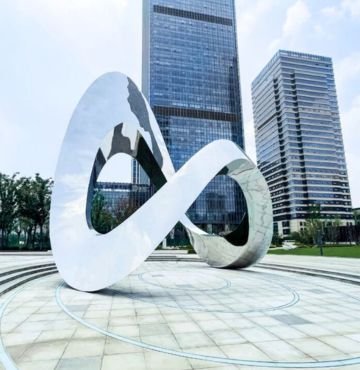 outdoor stainless steel art